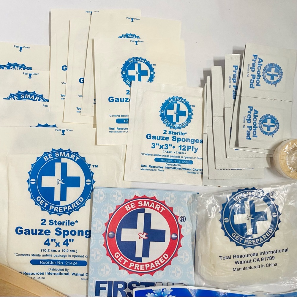Complete First Aid Kit - Picture 11 of 11